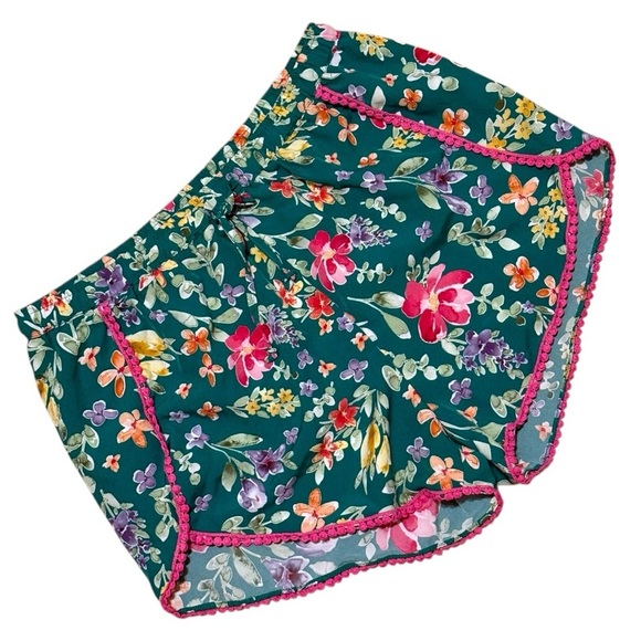 Staccato Other - Staccato Green Floral Pom Trim Shorts Size Large